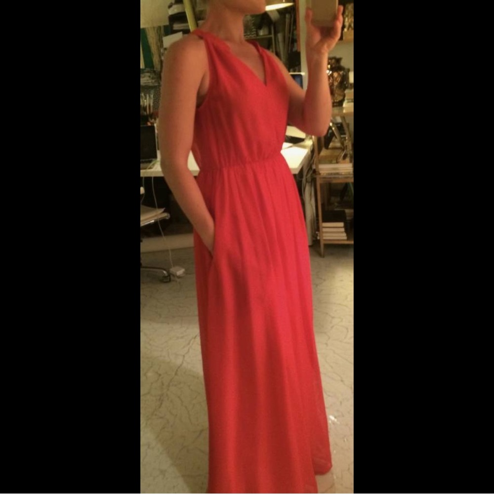 Gorgeous red chiffon crisp glamourous gown- Sz S - Picture 5 of 10